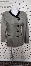 Load image into Gallery viewer, Vintage Barrie Houndstooth blazer   sz 8
