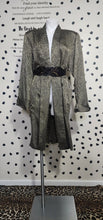 Load image into Gallery viewer, Houndstooth duster   sz large-2x
