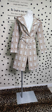 Load image into Gallery viewer, Tan and Cream trench   sz small/med
