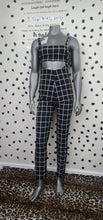 Load image into Gallery viewer, Black and white jumpsuit   sz small
