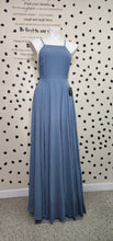 Load image into Gallery viewer, Nwt LuLu&#39;s chiffon dress   sz small
