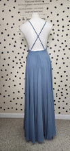 Load image into Gallery viewer, Nwt LuLu&#39;s chiffon dress   sz small
