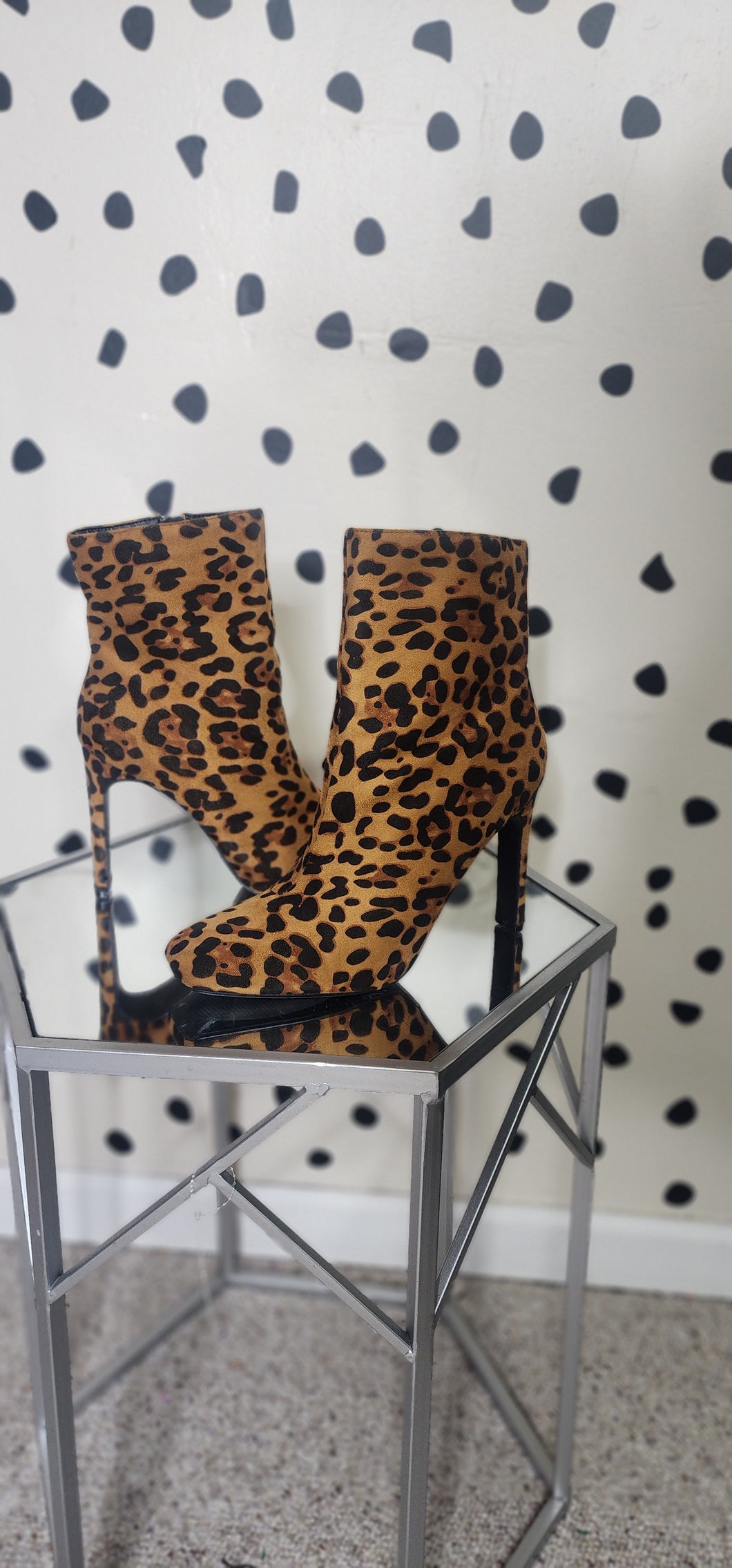 Just Fab leopard print heels   sz 10