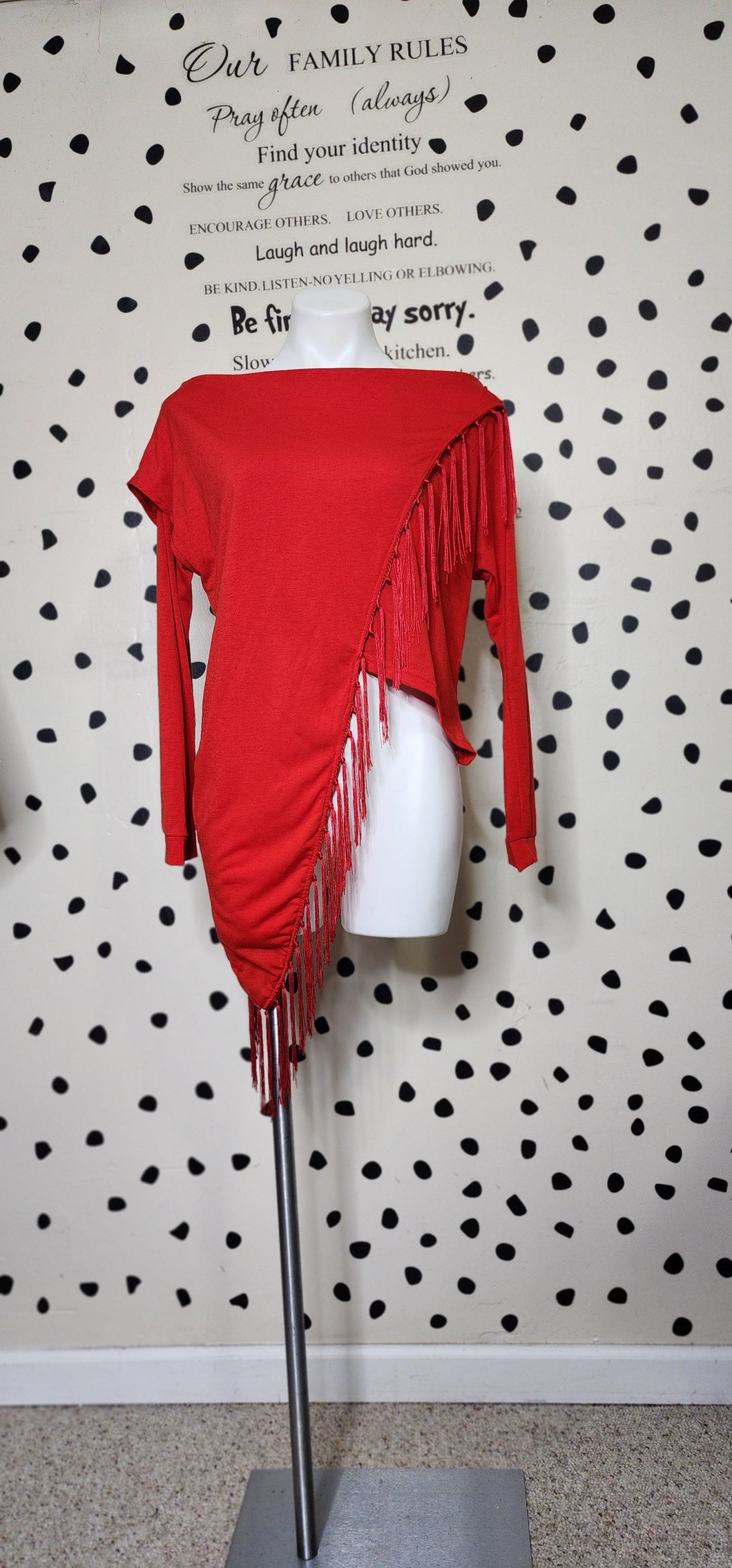 Red fringe top   sz xl