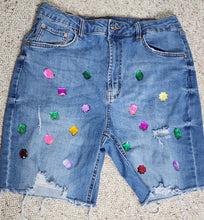 Load image into Gallery viewer, Candy coated denim shorts   sz 14
