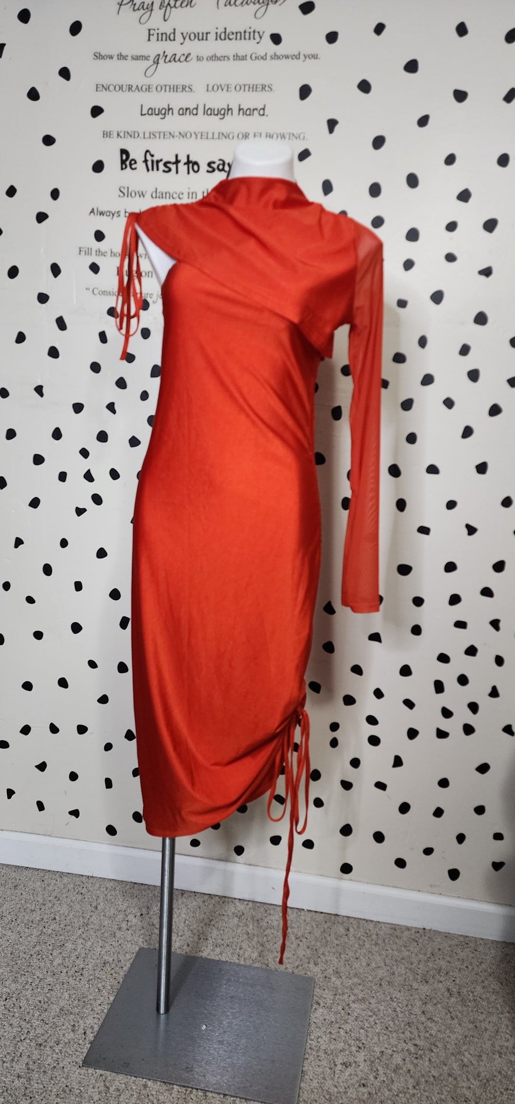 Orange bodycon dress    sz xl