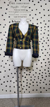 Load image into Gallery viewer, JONES NEW YORK CROP BLAZER    SZ 6 (UP TO 8)
