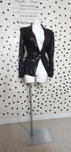 Load image into Gallery viewer, B.BELLA SEQUIN BLAZER    SZ LRG
