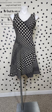 Load image into Gallery viewer, TAYLOR HOUNDSTOOTH FLARE SKIRT    SZ 6-10
