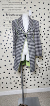 Load image into Gallery viewer, NWT ASHRO LONG HOUNDSTOOTH BLAZER    SZ 16 ( BEST FITTING 12/14)
