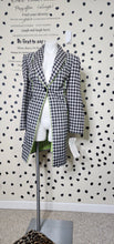 Load image into Gallery viewer, NWT ASHRO LONG HOUNDSTOOTH BLAZER    SZ 16 ( BEST FITTING 12/14)
