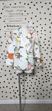 Load image into Gallery viewer, TROPIC PRINT BLAZER     SZ SMALL
