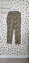 Load image into Gallery viewer, TALBOTS STRIPE PANTS    SZ 12 STRETCH
