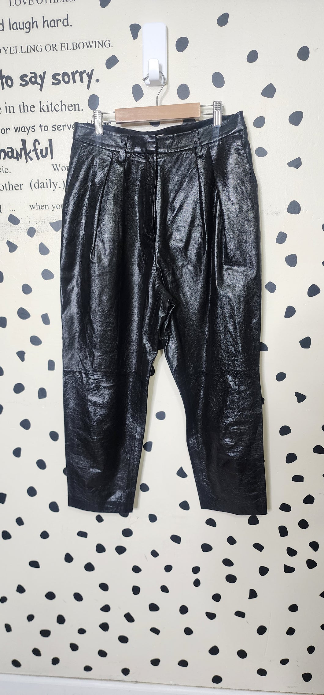 MICHAEL KORS HIGH WAIST  LEATHER PANT    SZ 6