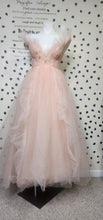 Load image into Gallery viewer, PINK TULLE DRESS     SZ UNTAGGED (FITS SZ 8/10)
