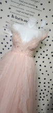 Load image into Gallery viewer, PINK TULLE DRESS     SZ UNTAGGED (FITS SZ 8/10)
