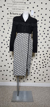 Load image into Gallery viewer, LANE BRYANT PRINT SKIRT     SZ 14
