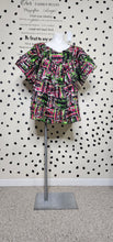 Load image into Gallery viewer, DIGI PRINT BABY DOLL TOP    SZ MED/LRG
