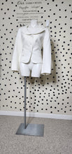 Load image into Gallery viewer, ALBERT NIPON WHITE BLAZER   SZ 16 (FITTING 14/16)
