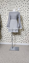 Load image into Gallery viewer, NWT ANTHROPOLOGIE FLARE SKIRT    SZ SMALL-LARGE
