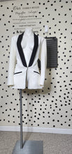 Load image into Gallery viewer, BOLD ELEMENTS BLAZER    SZ LARGE (14/16)
