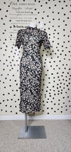 Load image into Gallery viewer, NASTY GAL PRINTED BODYCON DRESS    SZ 6-10
