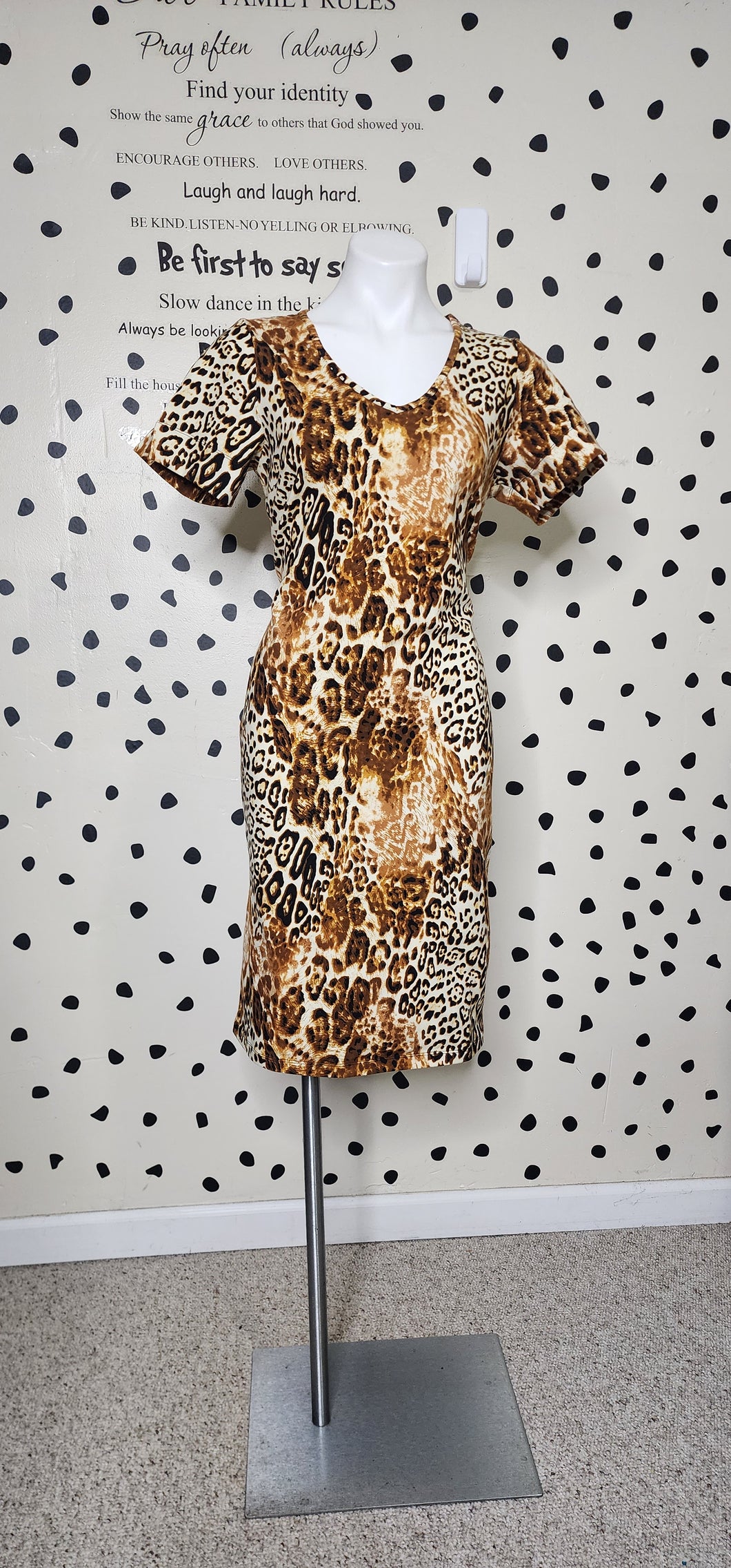 WOMEN WITH CONTROL PRINT DRESS      SZ SMALL/MED
