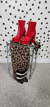 Load image into Gallery viewer, RED PATENT LEATHER HEELS    SZ 7
