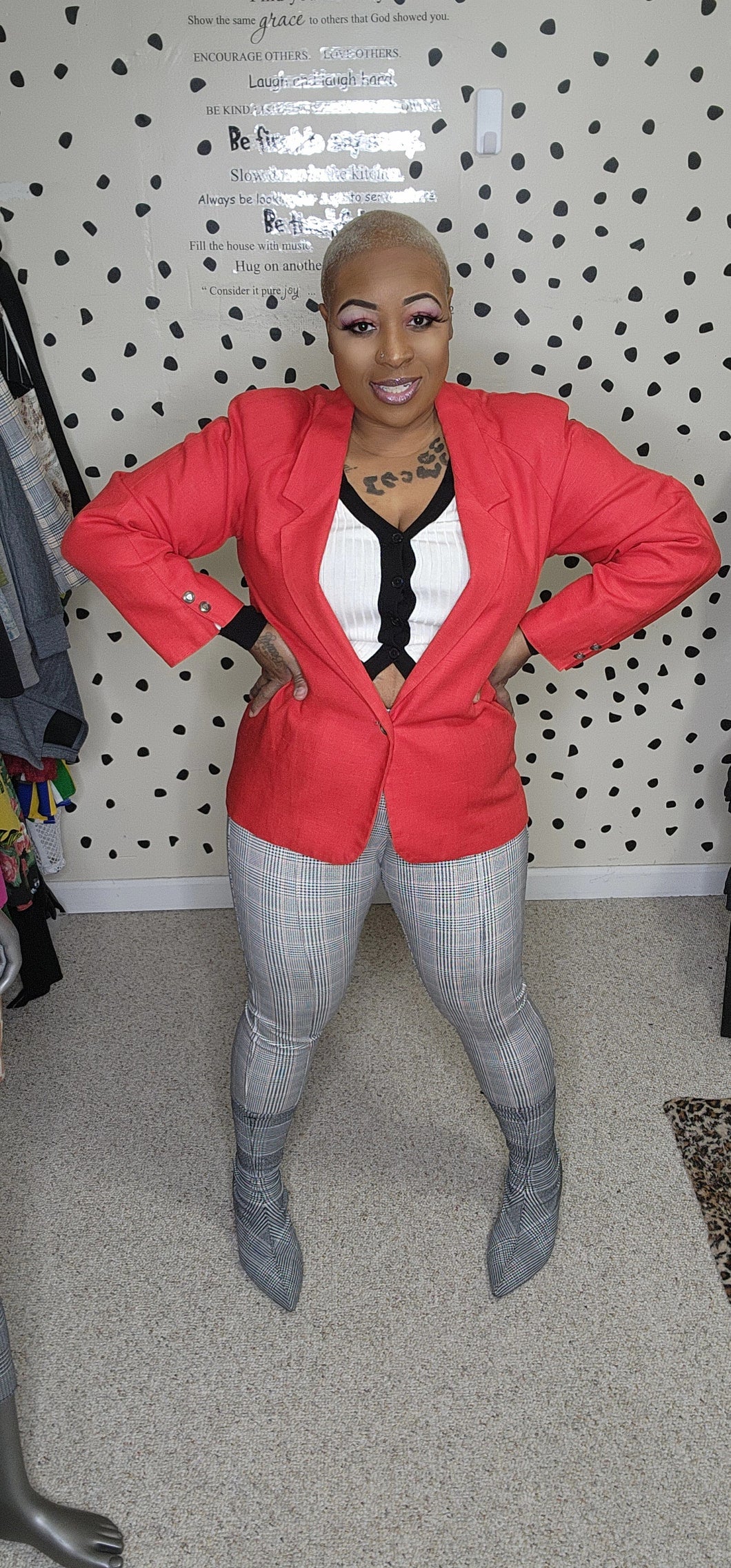 CHECKPRINT PANTS/BLAZER   SZ LRG  12/14