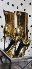 Load image into Gallery viewer, AZAELA WANG GOLD HEELS    SZ 9
