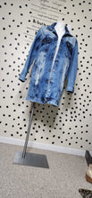 Load image into Gallery viewer, LONG DENIM DISTRESSED  JACKET    SZ LRG-2X

