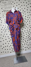 Load image into Gallery viewer, SHEIN PRINTED DRESS     SZ MED
