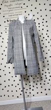 Load image into Gallery viewer, NWT CAROLINE BELLE OPEN FRONT BLAZER    SZ MED
