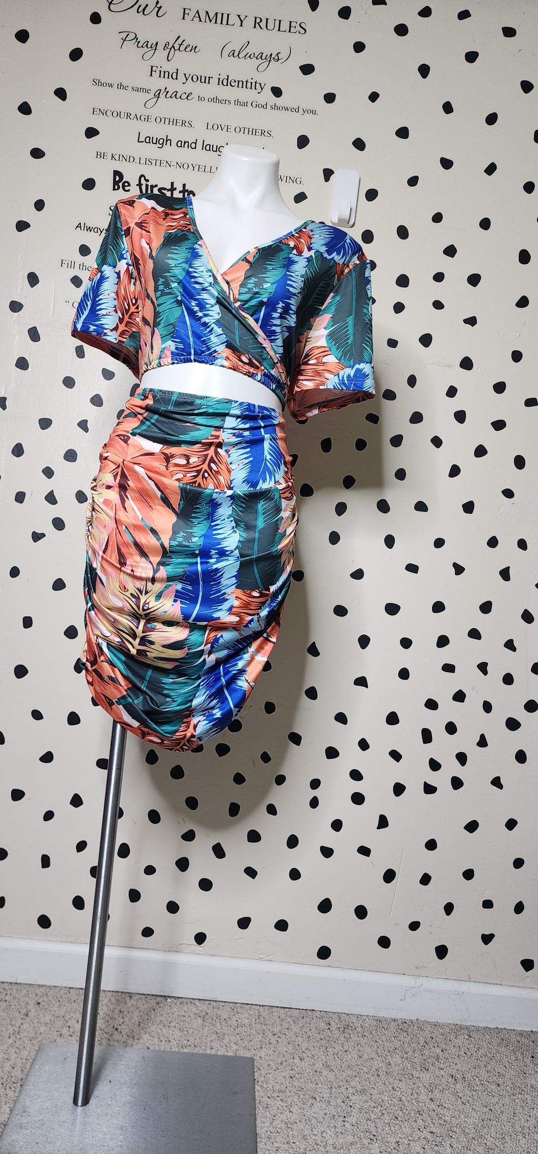 SHEIN CURVE TROPIC DRESS     SZ 3XL (16/18)