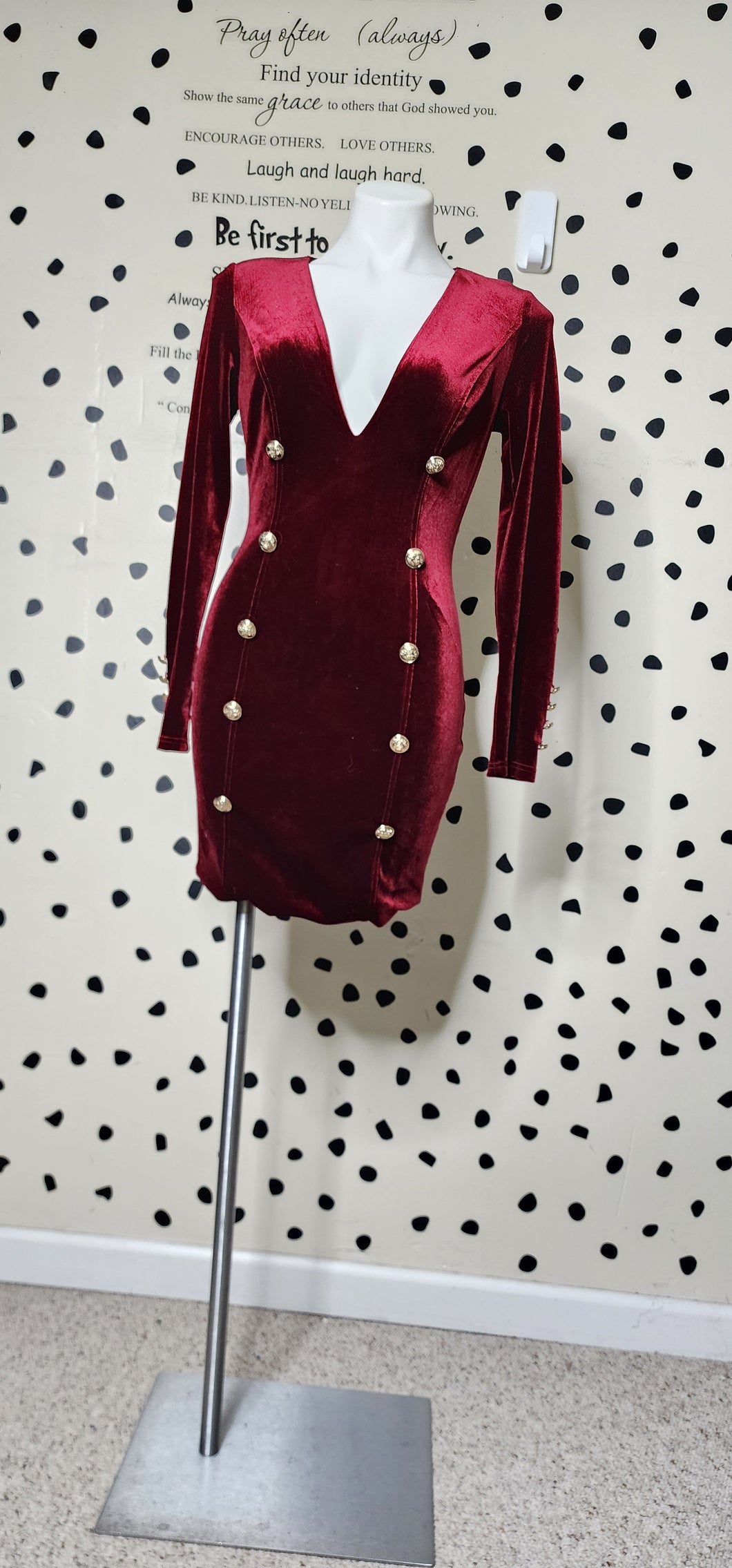 MISS AVENUE BODYCON DRESS    SZ MED