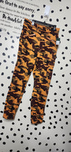 Load image into Gallery viewer, NWT WILD FABLE CAMO PANT   SZ MED
