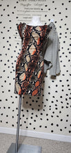 Load image into Gallery viewer, CHAUS PRINT DRESS    SZ MED-LRG
