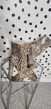 Load image into Gallery viewer, FASHION NOVA REPTILE PRINT HEELS    SZ 9
