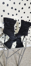 Load image into Gallery viewer, BLACK STUDDED HEELS    SZ 8
