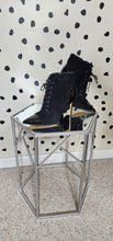 Load image into Gallery viewer, BLACK SUEDE/PATENT LEATHER HEELS    SZ 42= 11
