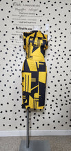 Load image into Gallery viewer, UNBRANDED BODYCON DRESS    SZ XL
