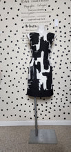 Load image into Gallery viewer, ALYX BLACK/WHITE DRESS      SZ 16 ( BEST FITTING 14/16)
