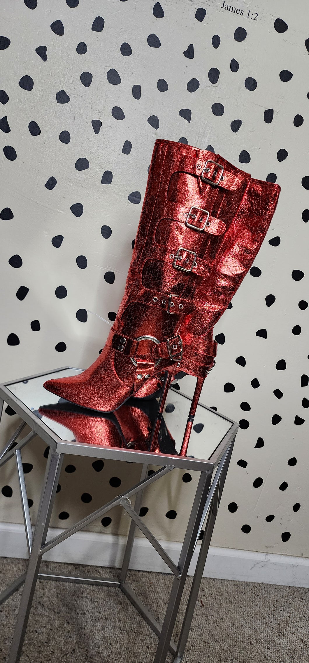 NEW WILD DIVA RED METALLIC HEELS      SZ 8