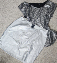 Load image into Gallery viewer, Silver faux leather skirt/silver top 2 piece set   sz 2x (16/18)
