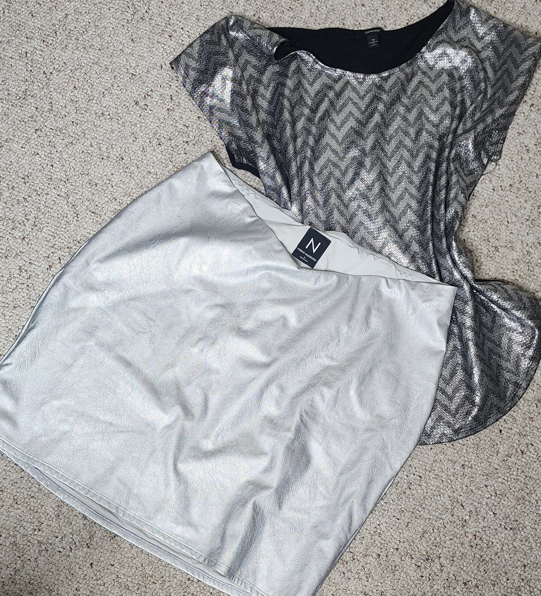 Silver faux leather skirt/silver top 2 piece set   sz 2x (16/18)