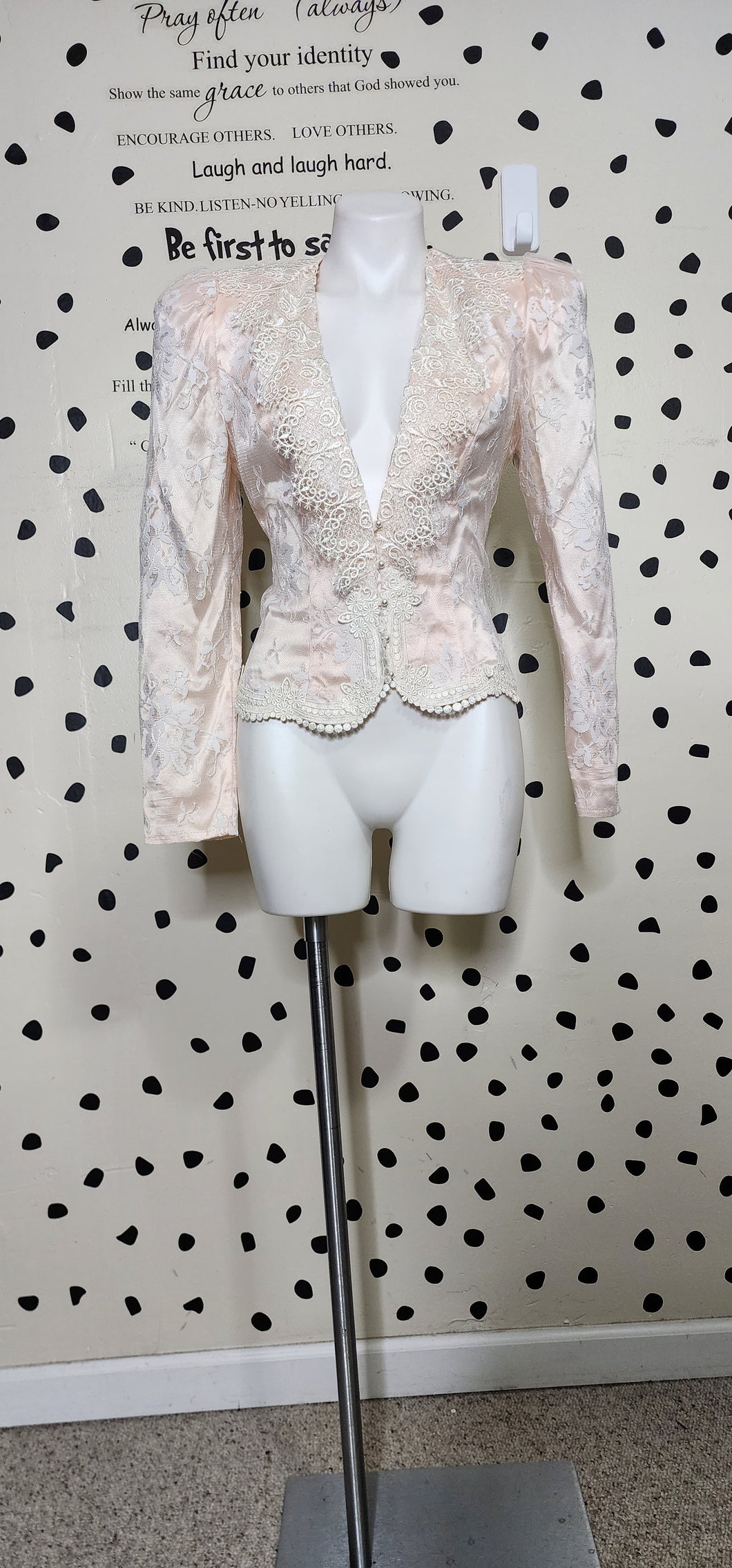 SCOTT MCCLINTOCK LACE BLAZER     SZ 6