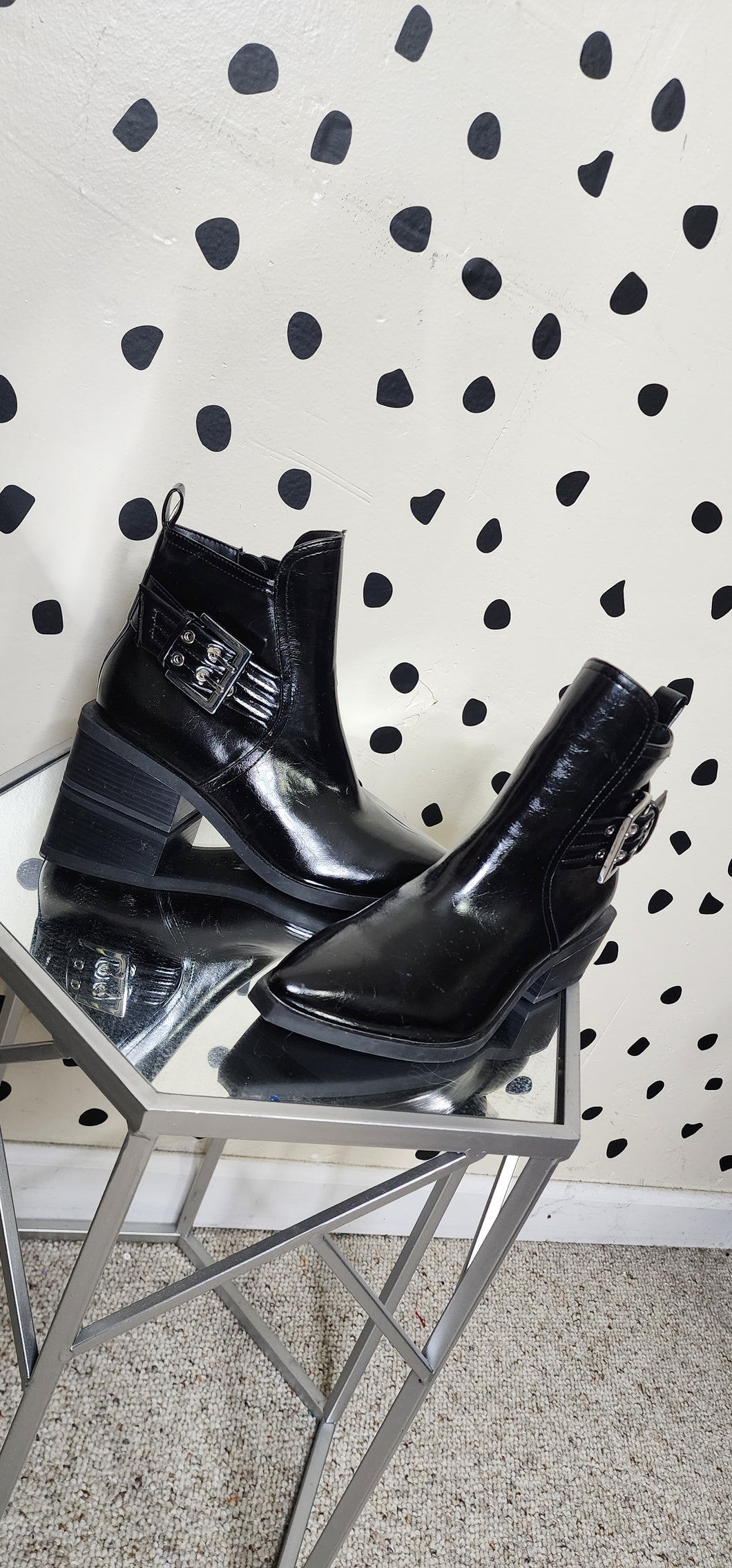 NEW BLACK BUCKLED BOOTIE     SZ 9.5