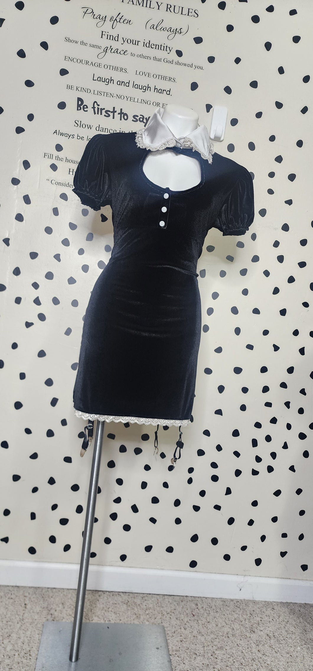 FASHION NOVA BLACK DRESS      SZ 1X (14/16)