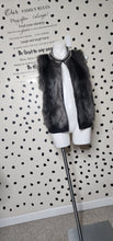 Load image into Gallery viewer, JENNIFER LOPEZ FUR VEST    SZ MED-LARGE
