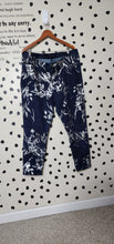 Load image into Gallery viewer, DENIM AND SILVER DEISGN JEAN      SZ 22
